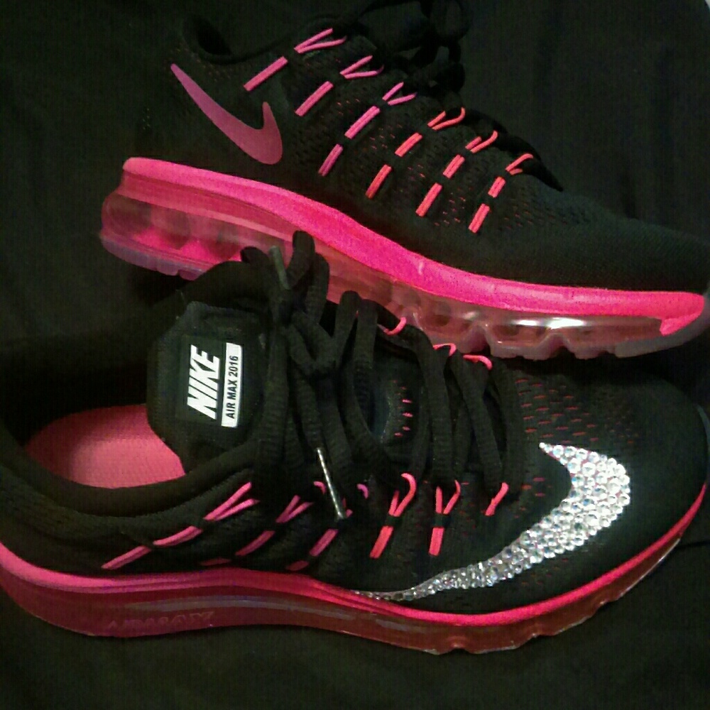 BRAND NEW BLINGED AIR MAX 2017
